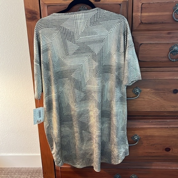 NWT LuLaRoe Women’s Gold And Gray Tunic, Size XS! - Picture 4 of 7